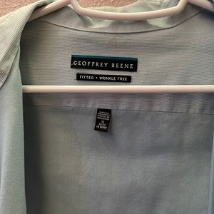 Men’s Fitted Dress Shirt